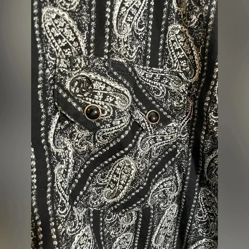 VTG Wrangler American Cowboy Paisley Pearl Snap Shirt Western Rodeo Black/White - Picture 4 of 12
